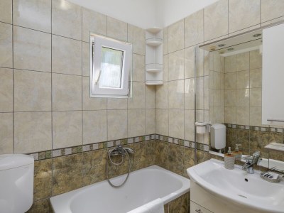 Apartment One bedroom apartment with terrace Tučepi, Makarska A-22005-a - Outdoor photo 27