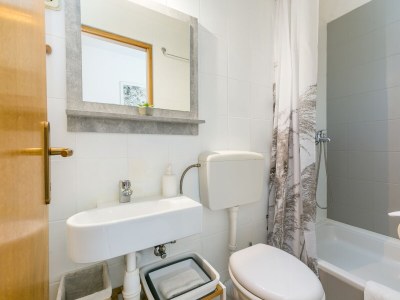 Apartment One bedroom apartment with balcony and sea view Živogošće - Blato, Makarska A-22253-a - Outdoor photo 17