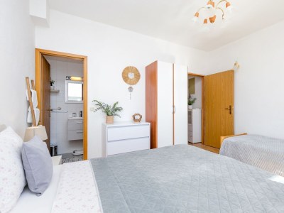 Apartment Two bedroom apartment with balcony and sea view Živogošće - Blato, Makarska A-22253-d - Outdoor photo 21