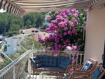 Apartment Three bedroom apartment with terrace and sea view Basina, Hvar A-4620-a - Outdoor photo 25