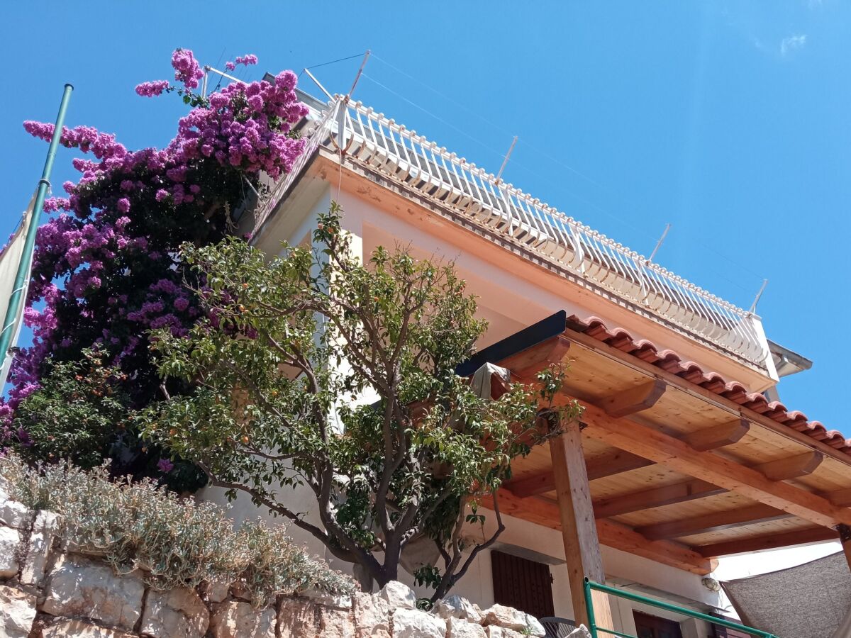 Apartment Studio flat with terrace and sea view Basina, Hvar AS-4620-a - Outdoor photo 3