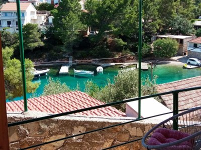 Apartment Studio flat with terrace and sea view Basina, Hvar AS-4620-a - Outdoor photo 17