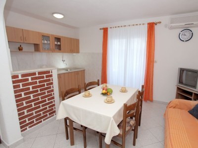 Apartment Apartments by the sea Mastrinka, Čiovo - 4648 - Outdoor photo 9