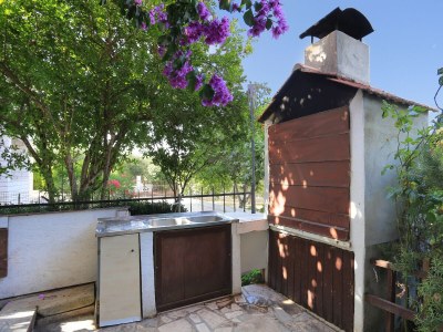 Apartment Two bedroom apartment with terrace Okrug Gornji, Čiovo A-1069-a - Outdoor photo 8