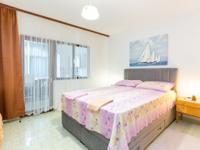 Apartment Two bedroom apartment with terrace Okrug Gornji, Čiovo A-1069-a - Outdoor photo 17