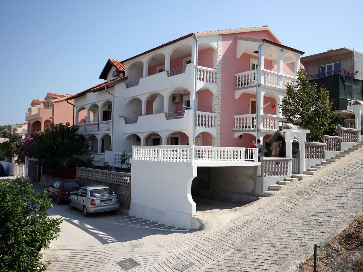 Apartment Apartments by the sea Mastrinka, Čiovo - 4648 - Outdoor photo 3