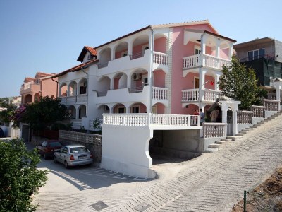 Apartment Apartments by the sea Mastrinka, Čiovo - 4648 - Outdoor photo 3