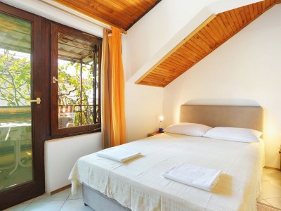 Apartment Studio flat with balcony and sea view Okrug Gornji, Čiovo AS-1069-a - Outdoor photo 24