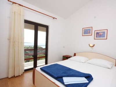 Apartment One bedroom apartment with terrace and sea view Supetarska Draga - Gonar, Rab A-2002-b in Rab - Apartment