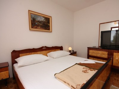 Apartment Three bedroom apartment with terrace and sea view Supetarska Draga - Gonar, Rab A-2002-c - Outdoor photo 3