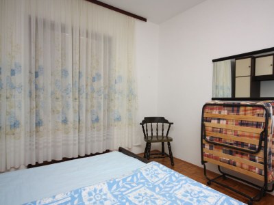 Apartment Three bedroom apartment with terrace and sea view Supetarska Draga - Gonar, Rab A-2002-c - Outdoor photo 9