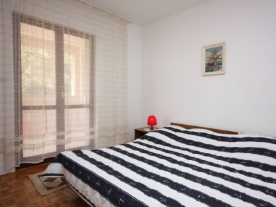 Apartment Three bedroom apartment with terrace and sea view Supetarska Draga - Gonar, Rab A-2002-c - Outdoor photo 12