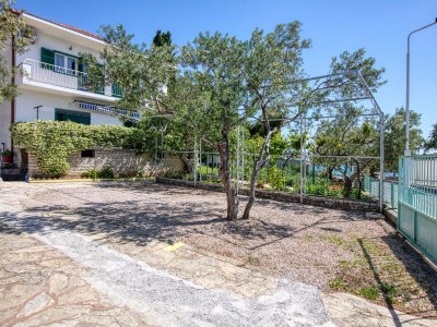 Apartment Family friendly seaside apartments Brodarica, Šibenik - 4833 - Outdoor photo 18