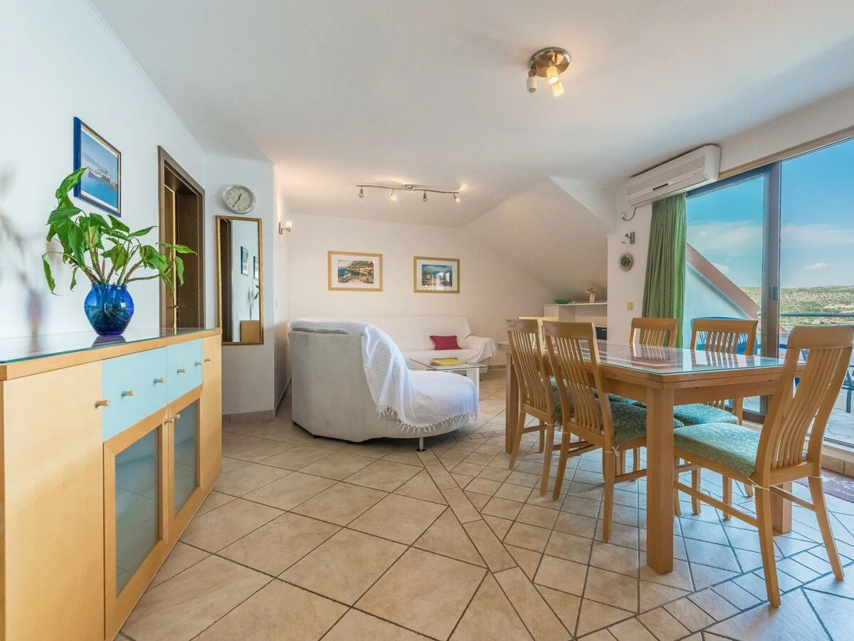 Apartment Two bedroom apartment with terrace and sea view Mastrinka, Čiovo A-2050-c