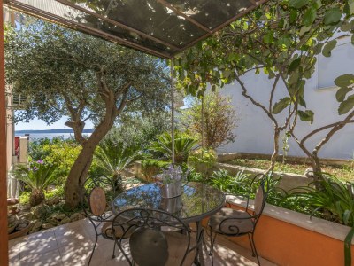 Apartment One bedroom apartment with terrace and sea view Rastići, Čiovo A-2080-b in Okrug Gornji - Apartment