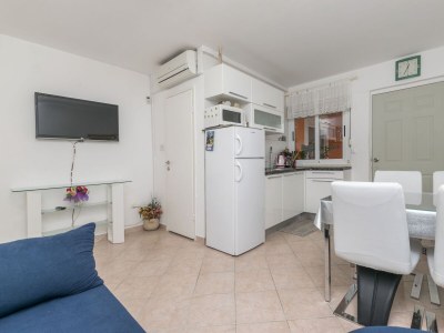 Apartment One bedroom apartment with terrace and sea view Rastići, Čiovo A-2080-b - Outdoor photo 9