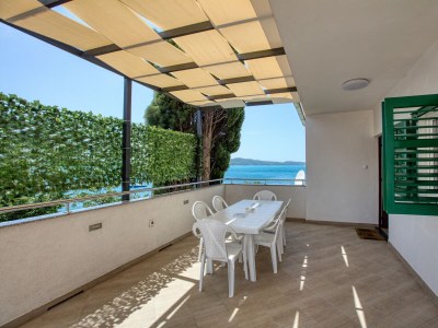 Apartment Three bedroom apartment near beach Brodarica, Šibenik A-4833-d in Sibenik - Apartment