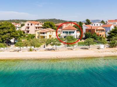 Apartment Three bedroom apartment near beach Brodarica, Šibenik A-4833-d - Outdoor photo 2