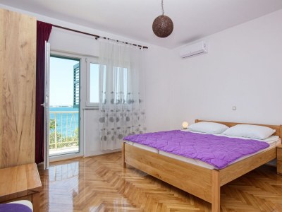 Apartment Three bedroom apartment near beach Brodarica, Šibenik A-4833-d - Outdoor photo 33