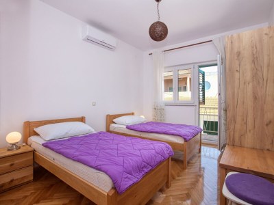 Apartment Three bedroom apartment near beach Brodarica, Šibenik A-4833-d - Outdoor photo 37