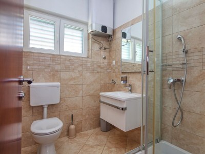 Apartment Three bedroom apartment near beach Brodarica, Šibenik A-4833-d - Outdoor photo 40