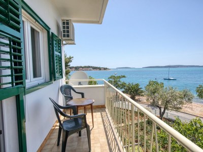 Apartment Three bedroom apartment near beach Brodarica, Šibenik A-4833-d - Outdoor photo 50