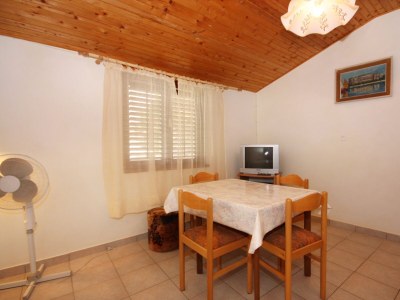 Apartment Two bedroom apartment with balcony Jezera, Murter A-5093-b - Outdoor photo 9