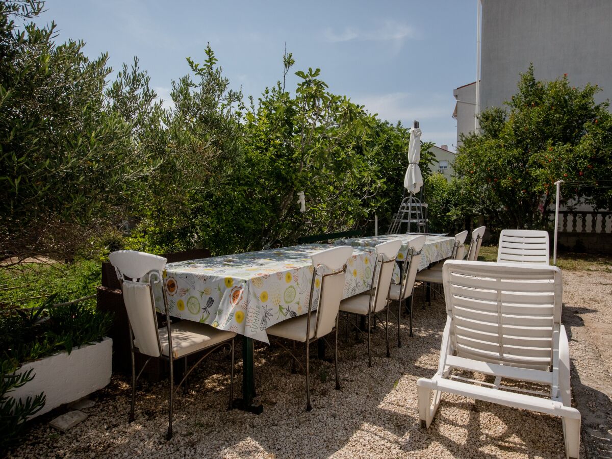 Apartment Apartments for families with children Palit, Rab - 4990