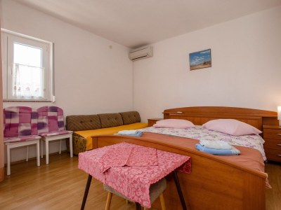 Apartment Apartments for families with children Palit, Rab - 4990 - Outdoor photo 11