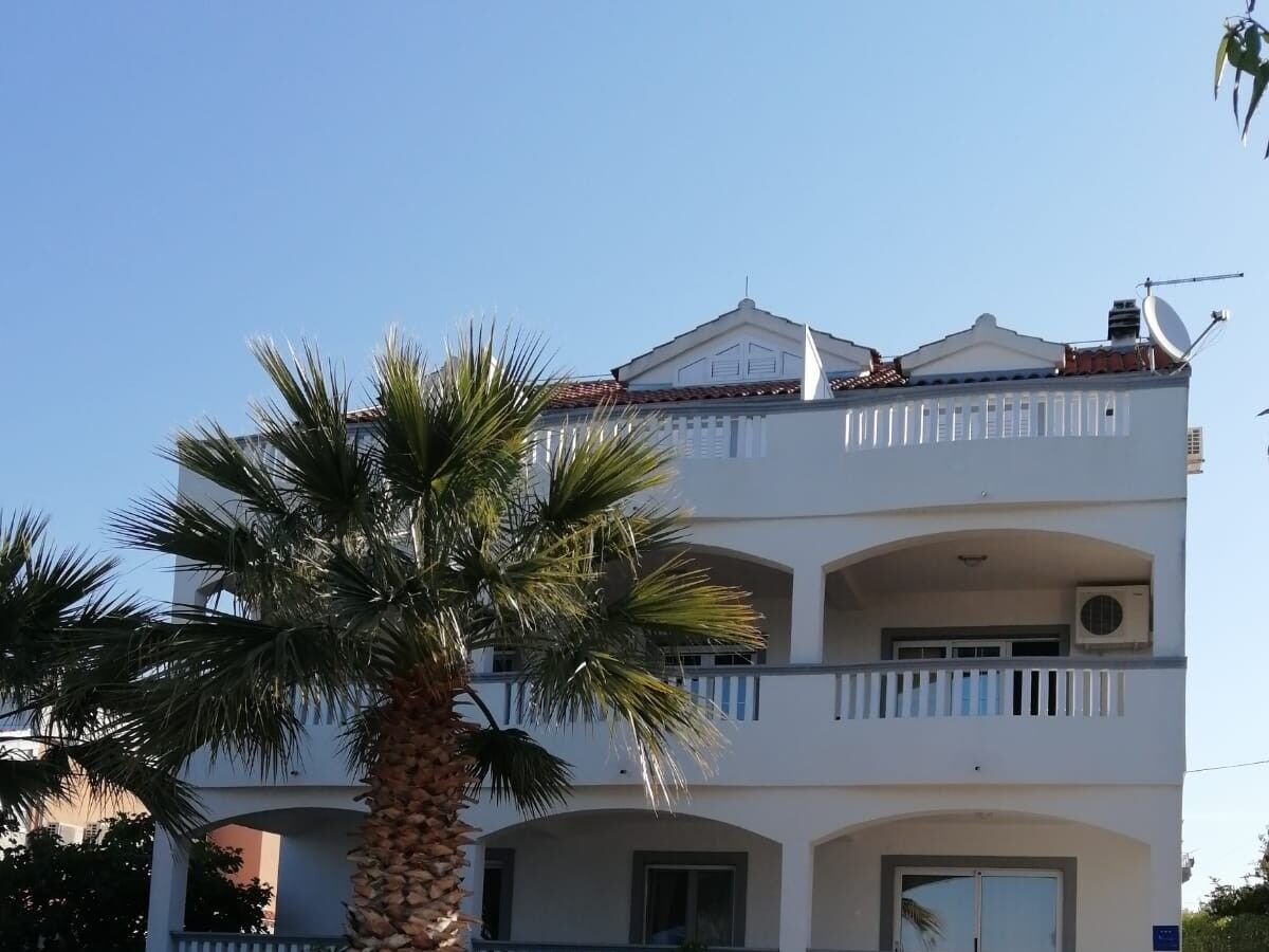 Apartment One bedroom apartment near beach Brodarica, Šibenik A-4195-c - Outdoor photo 3