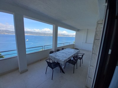 Apartment Apartments by the sea Slatine, Čiovo - 4294 in Slatine - Apartment