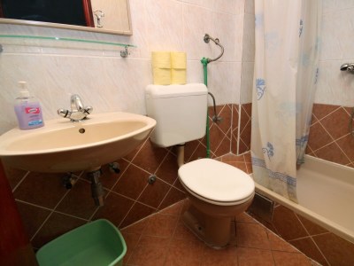 Apartment One bedroom apartment near beach Drvenik Donja vala, Makarska A-6658-b - Outdoor photo 18