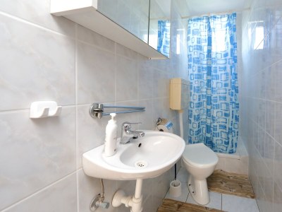 Apartment Two bedroom apartment with terrace Bibinje, Zadar A-6160-c - Outdoor photo 15