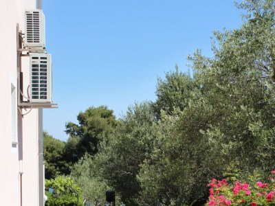 Apartment One bedroom apartment with terrace and sea view Tkon, Pašman A-6215-b - Outdoor photo 11