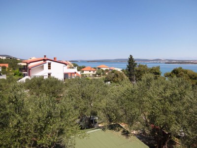 Apartment One bedroom apartment with terrace and sea view Tkon, Pašman A-6215-b - Outdoor photo 26