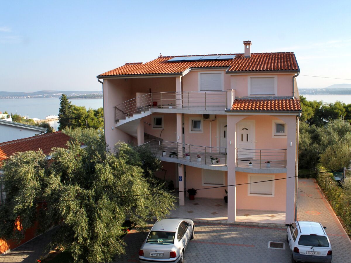 Apartment One bedroom apartment with terrace and sea view Tkon, Pašman A-6215-c