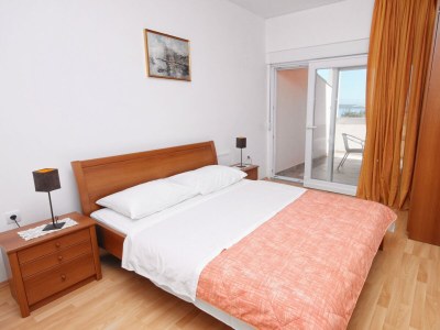 Apartment One bedroom apartment with terrace and sea view Tkon, Pašman A-6215-d - Outdoor photo 17