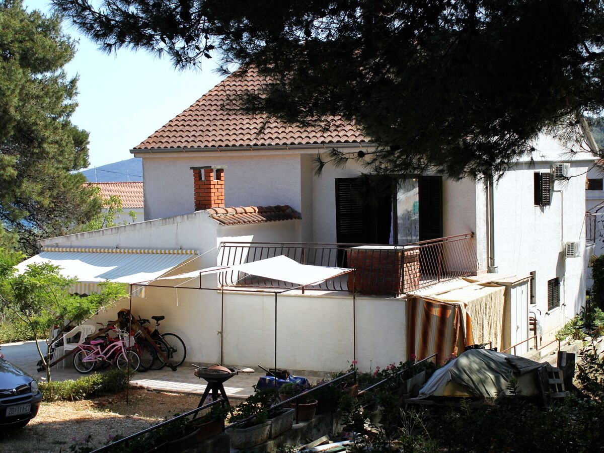 Apartment One bedroom apartment with terrace and sea view Brgulje, Molat A-6241-a - Outdoor photo 5