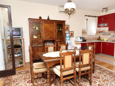 Apartment One bedroom apartment with terrace and sea view Brgulje, Molat A-6241-a - Outdoor photo 16