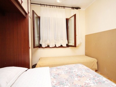 Apartment One bedroom apartment with terrace and sea view Brgulje, Molat A-6241-a - Outdoor photo 19