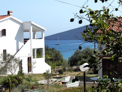 Apartment One bedroom apartment with terrace and sea view Brgulje, Molat A-6241-b - Outdoor photo 20