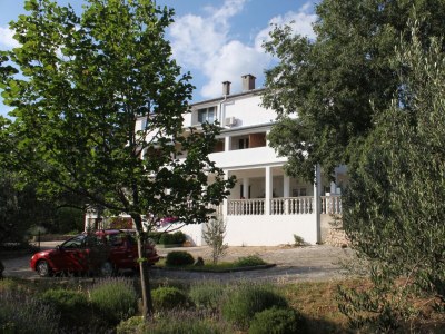 Apartment Two bedroom apartment with terrace and sea view Starigrad, Paklenica A-6587-a in Starigrad-Paklenica - Apartment