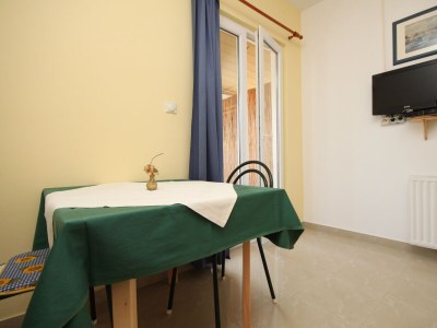 Apartment One bedroom apartment with terrace and sea view Starigrad, Paklenica A-6587-b - Outdoor photo 12