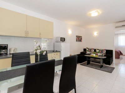 Apartment Two bedroom apartment with terrace and sea view Rabac, Labin A-7474-a - Outdoor photo 18