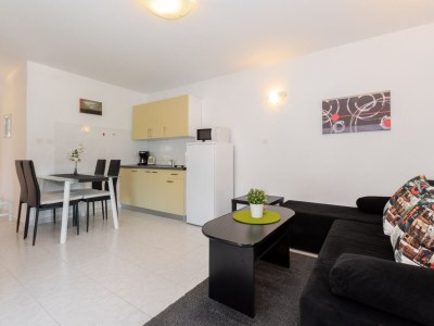 Apartment Two bedroom apartment with terrace and sea view Rabac, Labin A-7474-a - Outdoor photo 20