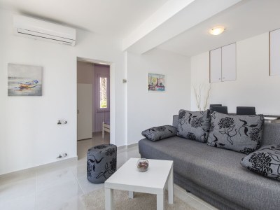 Apartment Two bedroom apartment with terrace and sea view Rabac, Labin A-7474-b - Outdoor photo 17