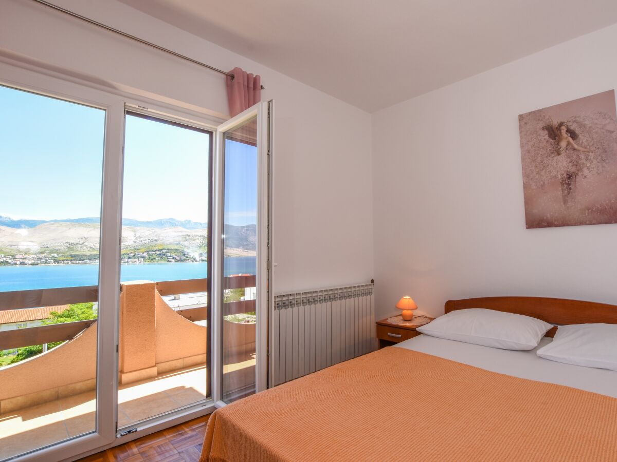 Apartment Two bedroom apartment with terrace and sea view Pag A-6316-b