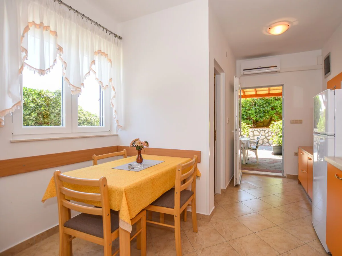 Apartment One bedroom apartment with terrace and sea view Pag A-6316-d