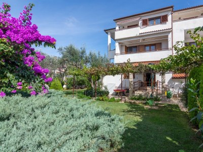 Apartment Two bedroom apartment with terrace Medulin A-7494-a - Outdoor photo 5