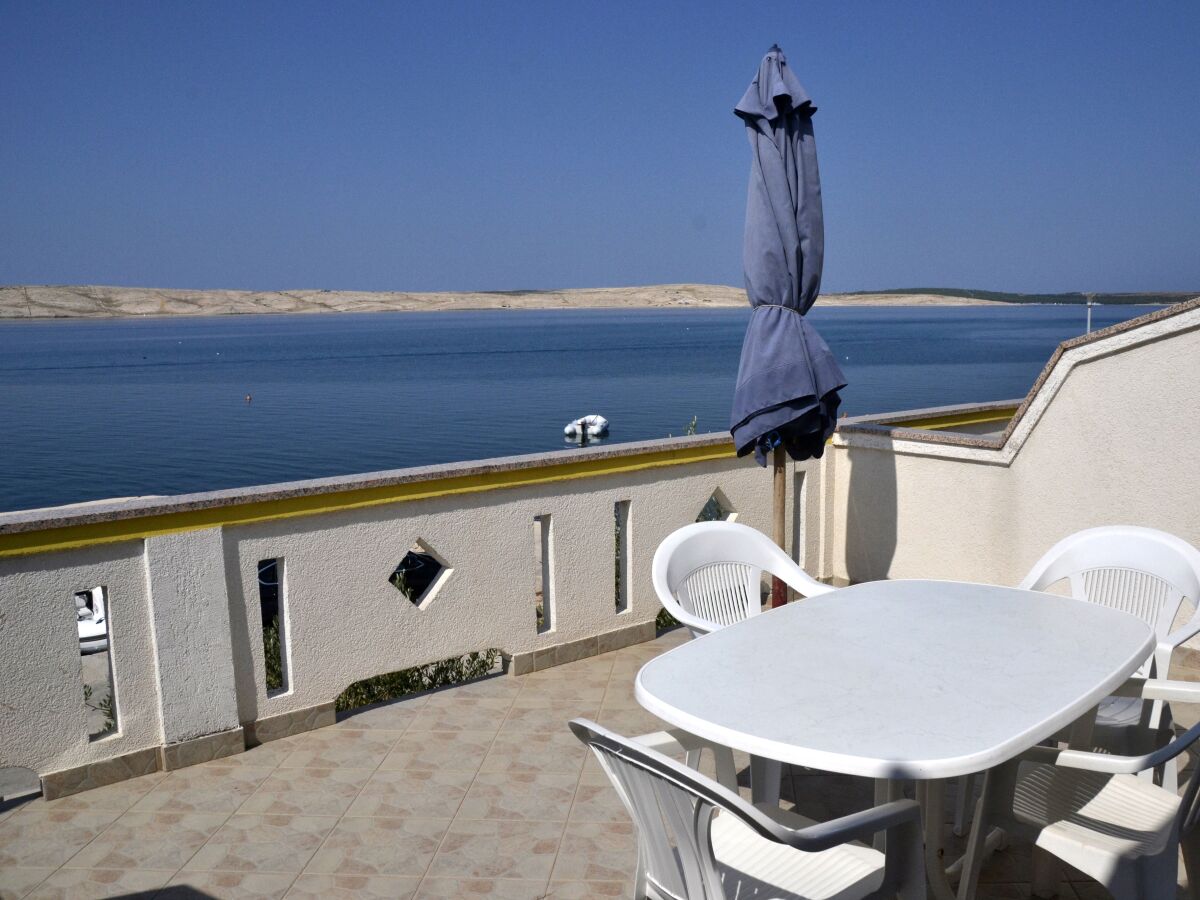 Apartment Two bedroom apartment near beach Kustići, Pag A-6335-a